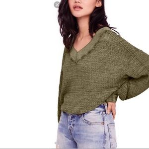 Free People We the Free green Southside V neck thermal